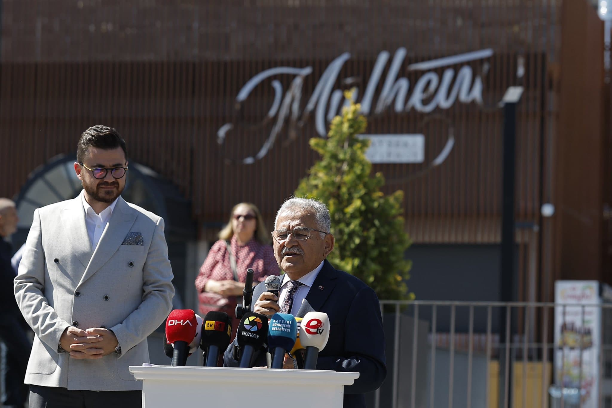 KAYTUR Mülhem Restoran Kayseri Kalesi’nde hizmete açıldı