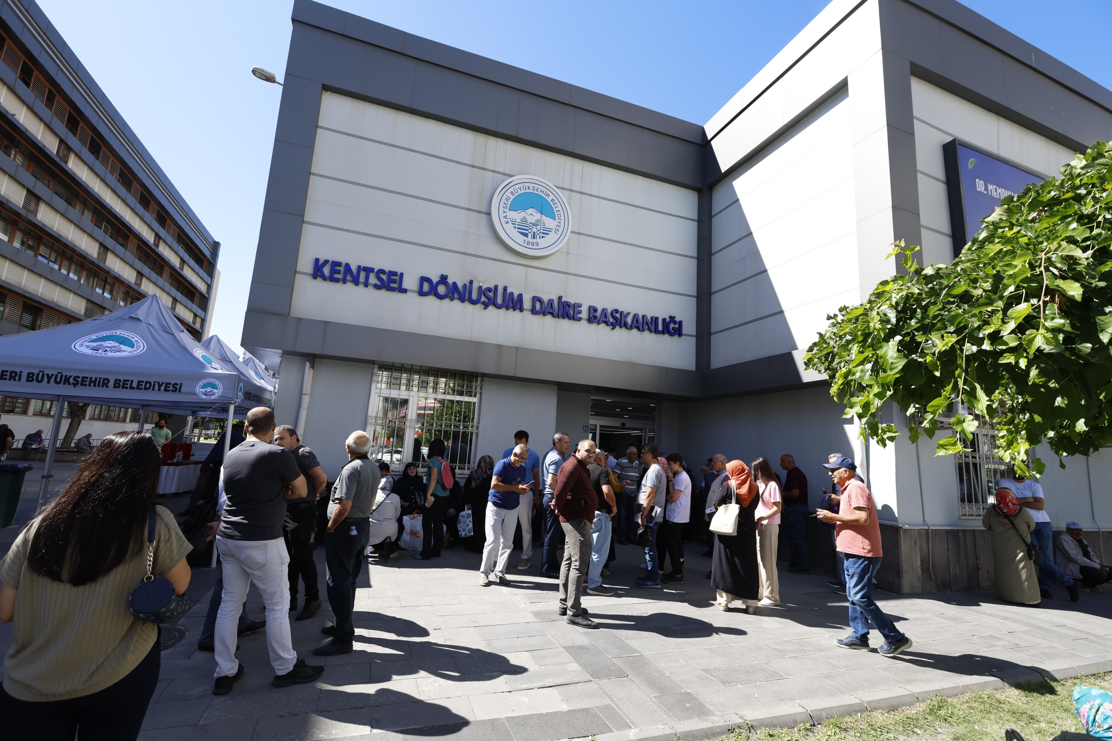 Sahabiye Kentsel Dönüşüm Projesi 3. Etabında 800 hak sahibi ile görüşüldü