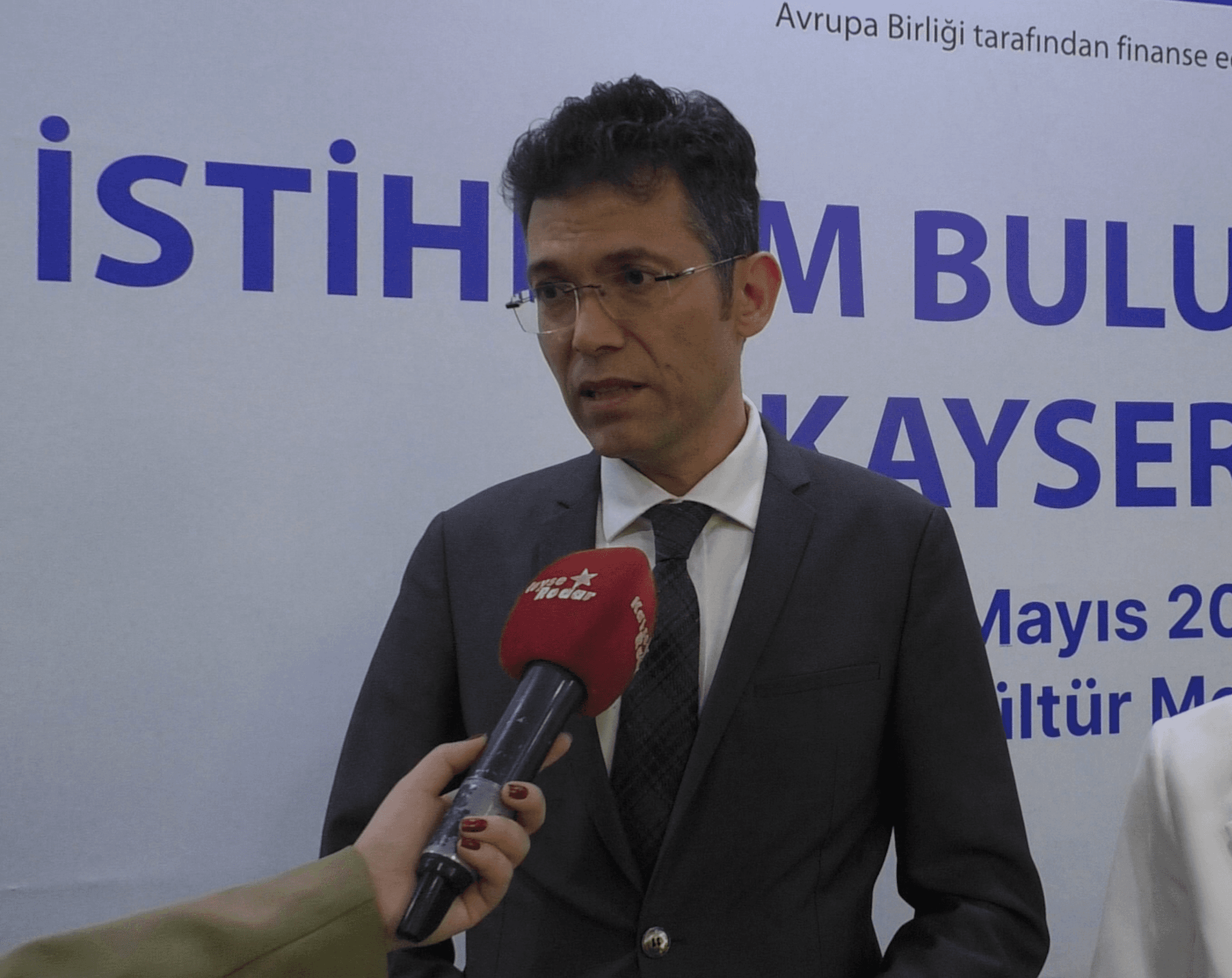 Vali Yardımcısı Kaçmaz, “İş bulma gayretinde olan vatandaşlarımıza sağlıklı bir ortamda bunu sağlayabilmelerini amaçlıyoruz”