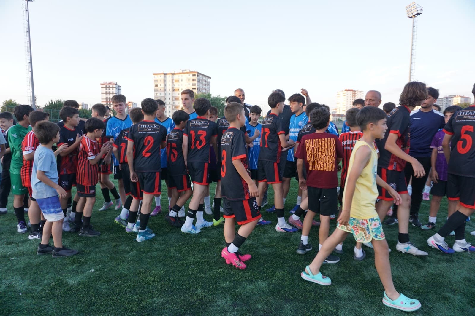 U13 Liginde şampiyon FYSK oldu