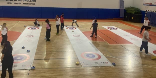 30 Ağustos Zafer Bayramı Floor Curlıng müsabakaları sona erdi